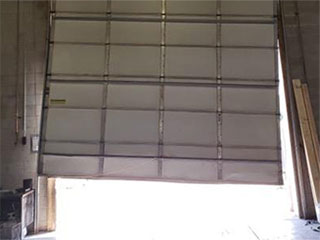 Possible Garage Door Problems | Garage Door Repair Moorpark, CA Possible Garage Door Problems | Garage Door Repair Moorpark, CA